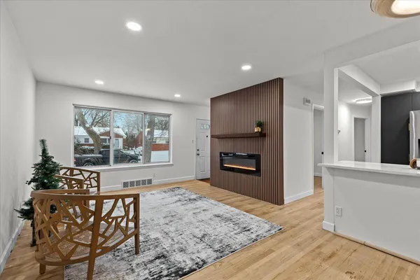 $254,995 | 9010 Leverne, Redford, MI 48239