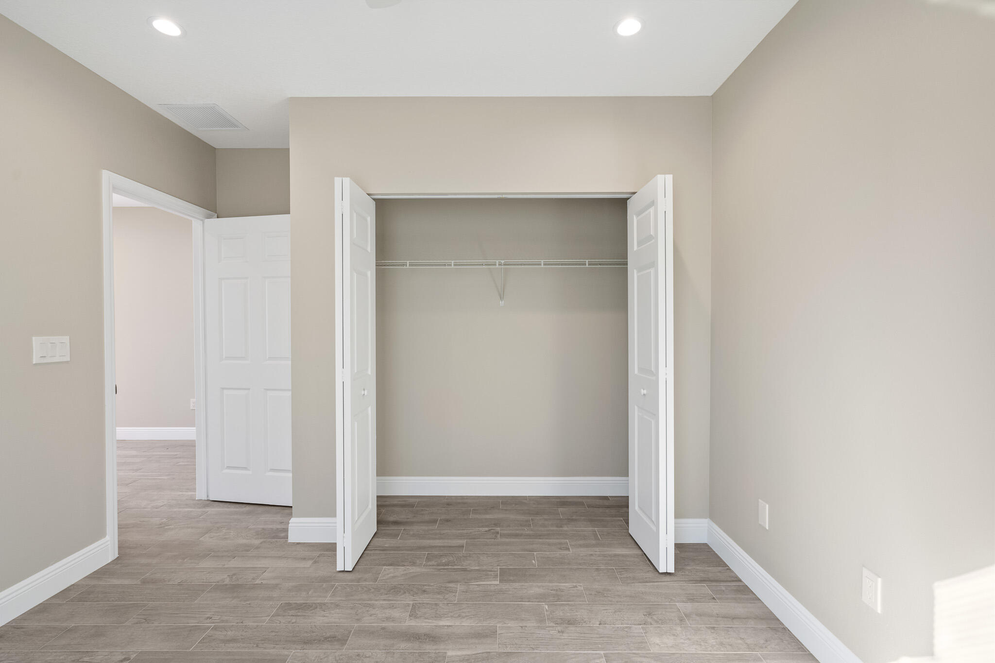1516 West 37th Street Riviera Beach, FL 33404 - Photo 11 of 30 dsc04110