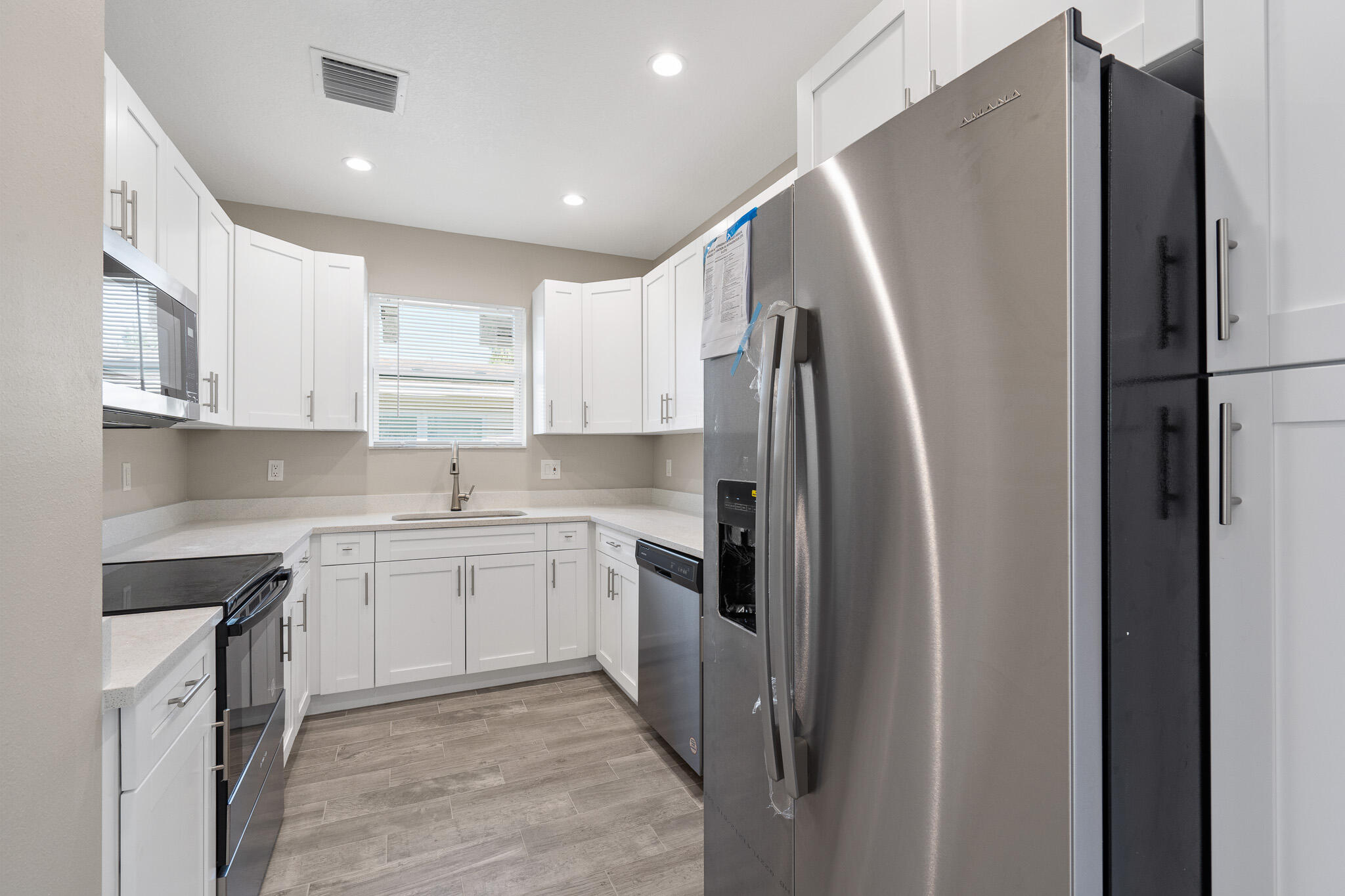 1516 West 37th Street Riviera Beach, FL 33404 - Photo 16 of 30 dsc04146