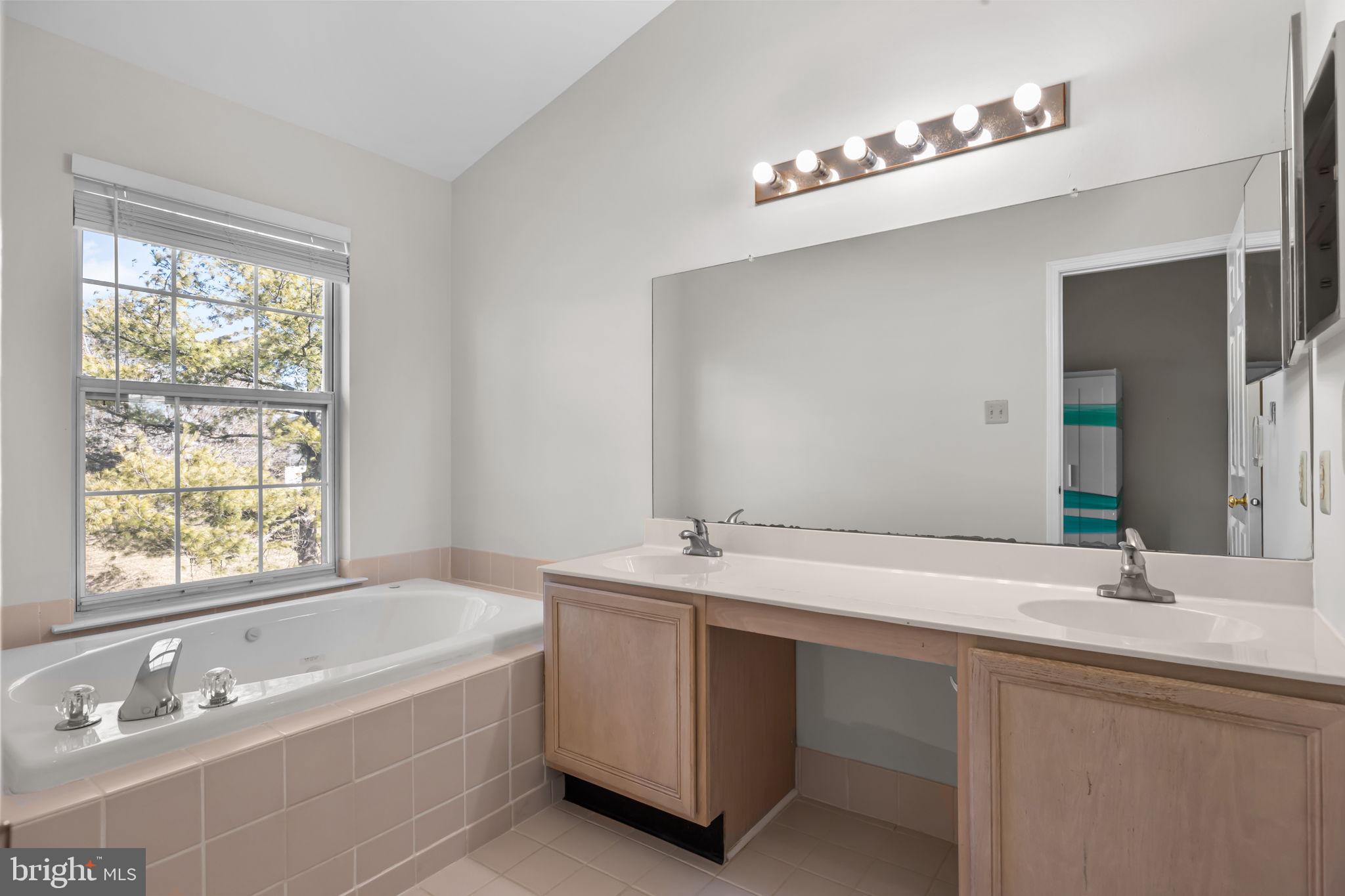3405 Sterling Road Yardley, PA 19067 - Photo 23 of 28 Gallery Image 23