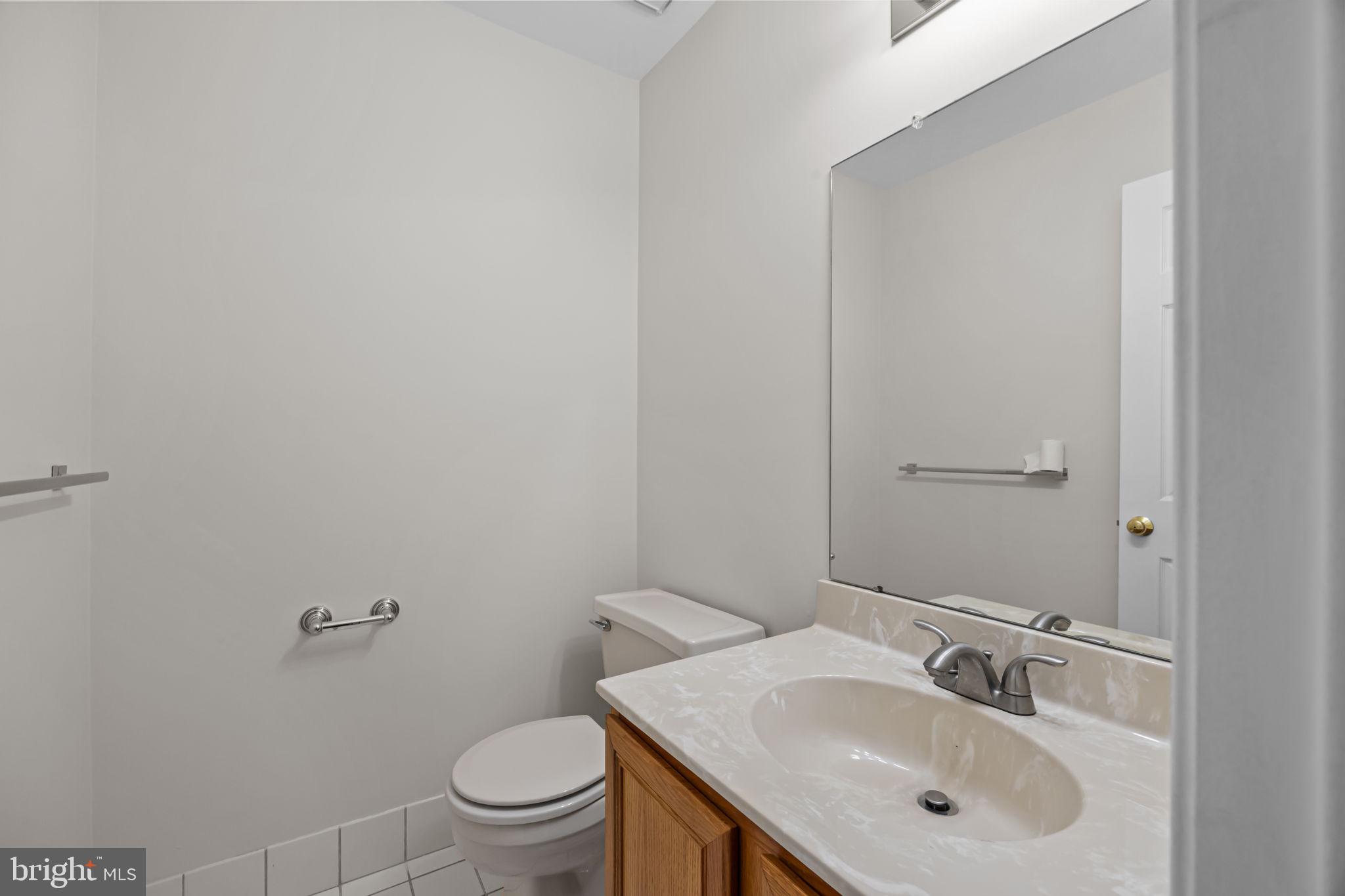3405 Sterling Road Yardley, PA 19067 - Photo 6 of 28 Gallery Image 6