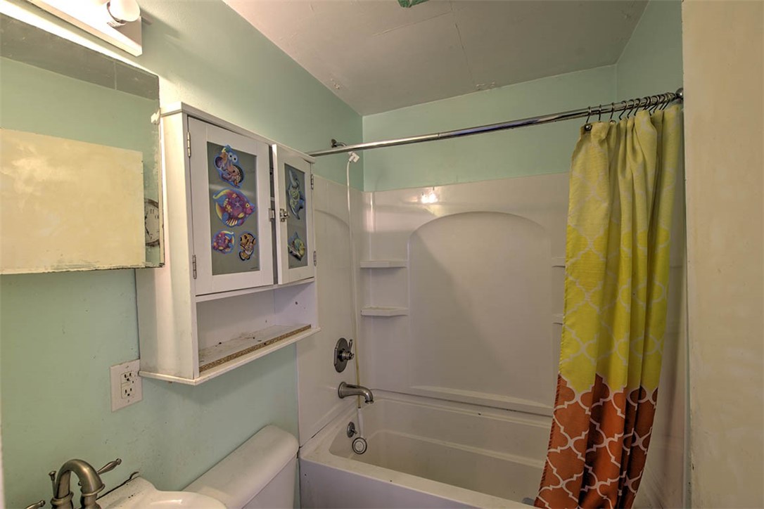 1618 West Division Street Decatur, IL 62526 - Photo 8 of 11 Gallery Image 8