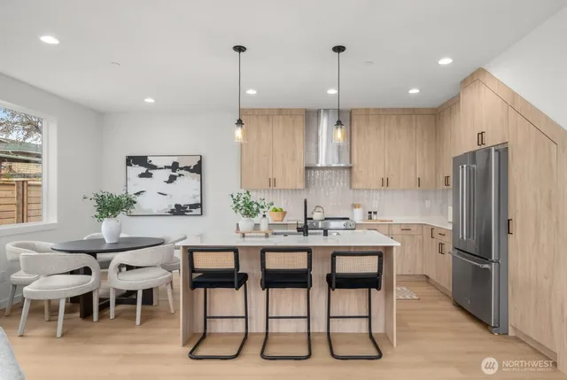 $850,000 | 5822 Lowell Larimer Road, Unit B, Everett, WA 98208