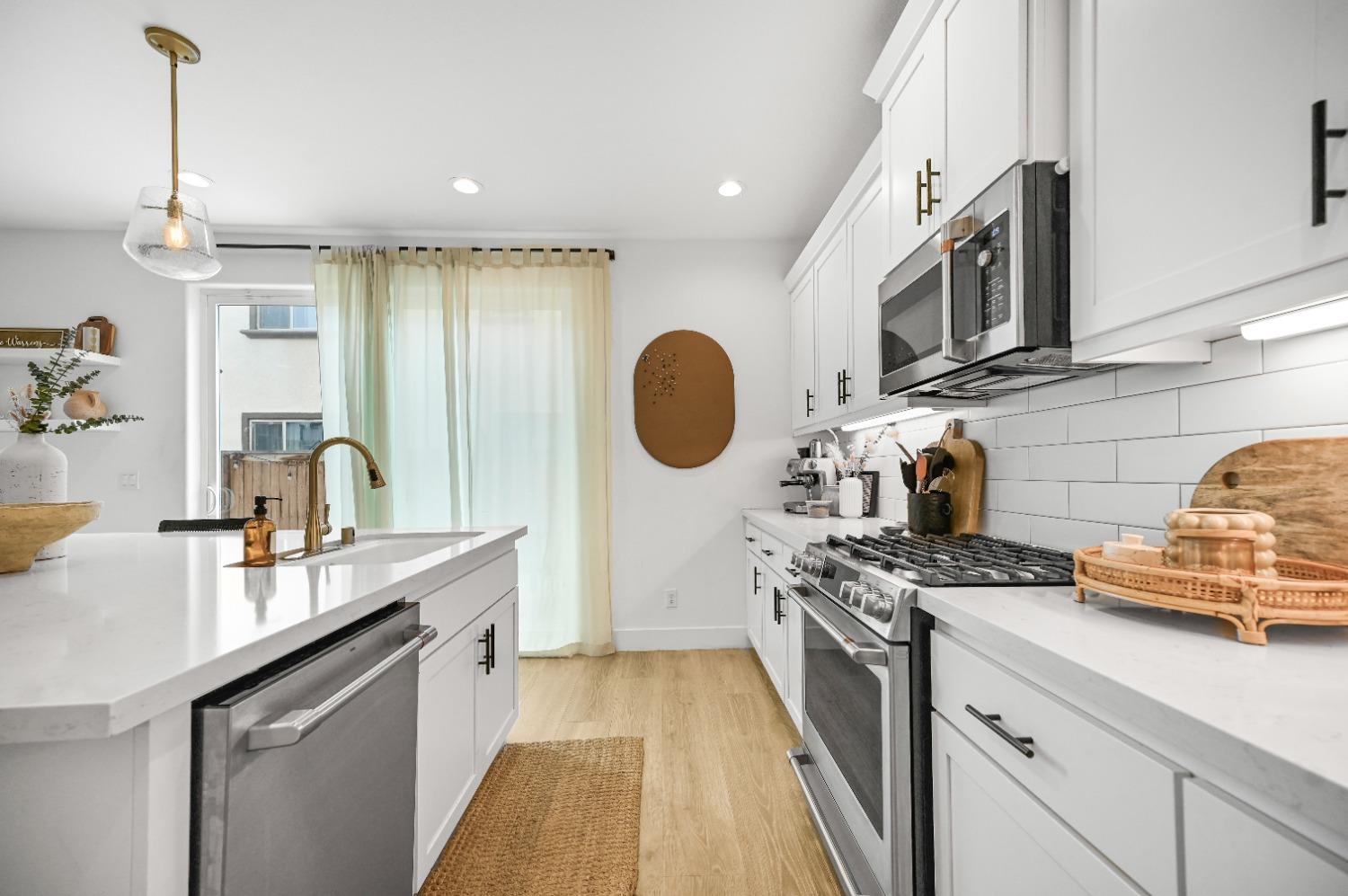 4604 Loftwood Road Madera, CA 93636 - Photo 11 of 27