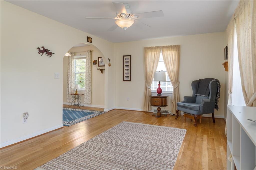 193 Richard Byerly Road High Point, NC 27262 - Photo 14 of 29 A half bath adds convenience and privacy.