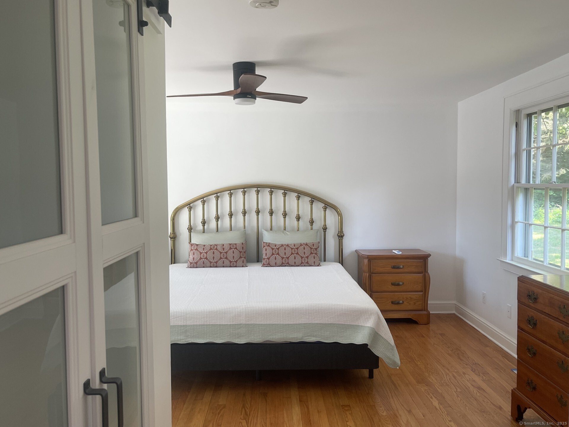 99 Bay View Avenue Groton, CT 06355 - Photo 5 of 34