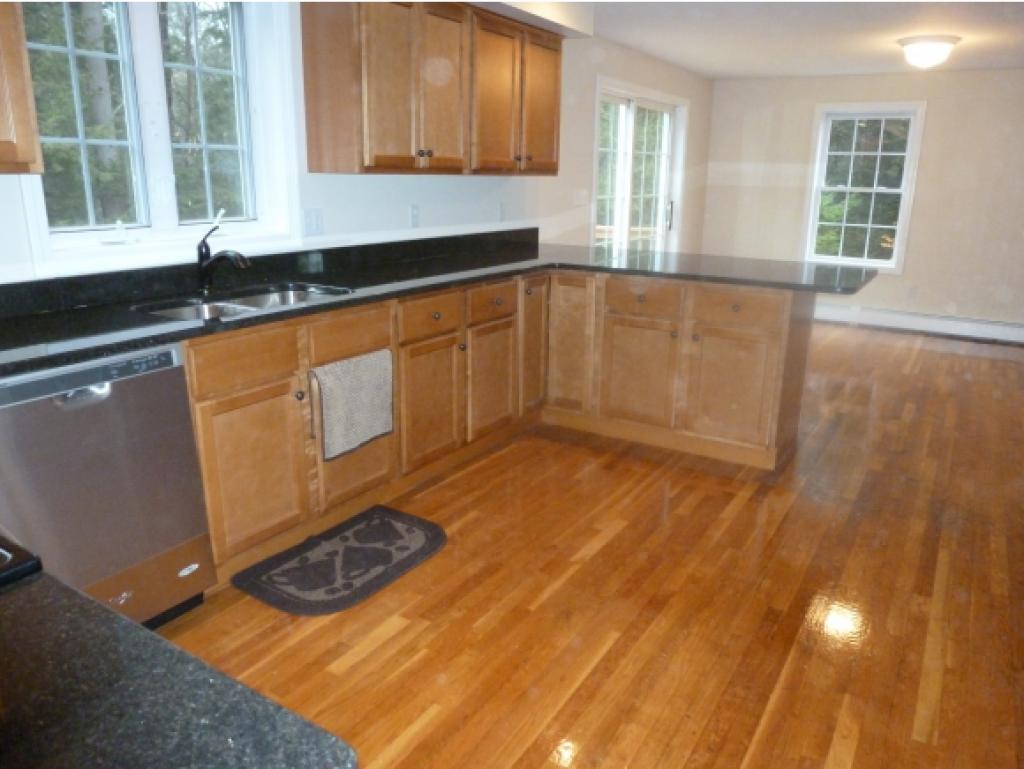 8 Bayberry Road Chester, NH 03036 - Photo 4 of 30 Gallery Image 4