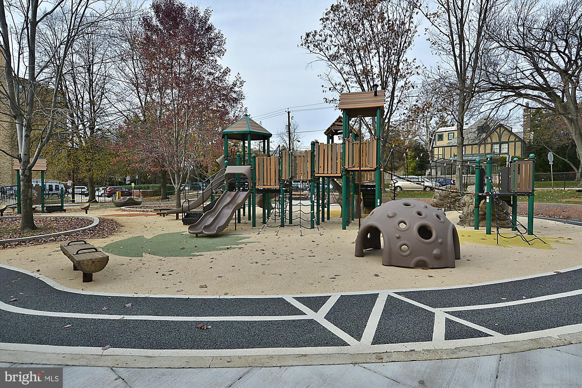3601 Wisconsin Avenue Northwest, Unit 111 Washington, DC 20016 - Photo 54 of 82 a view of outdoor space with seating area