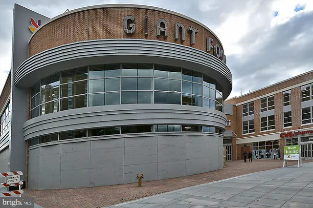 $1,850 | 3601 Wisconsin Avenue Northwest, Unit 111, Washington, DC 20016