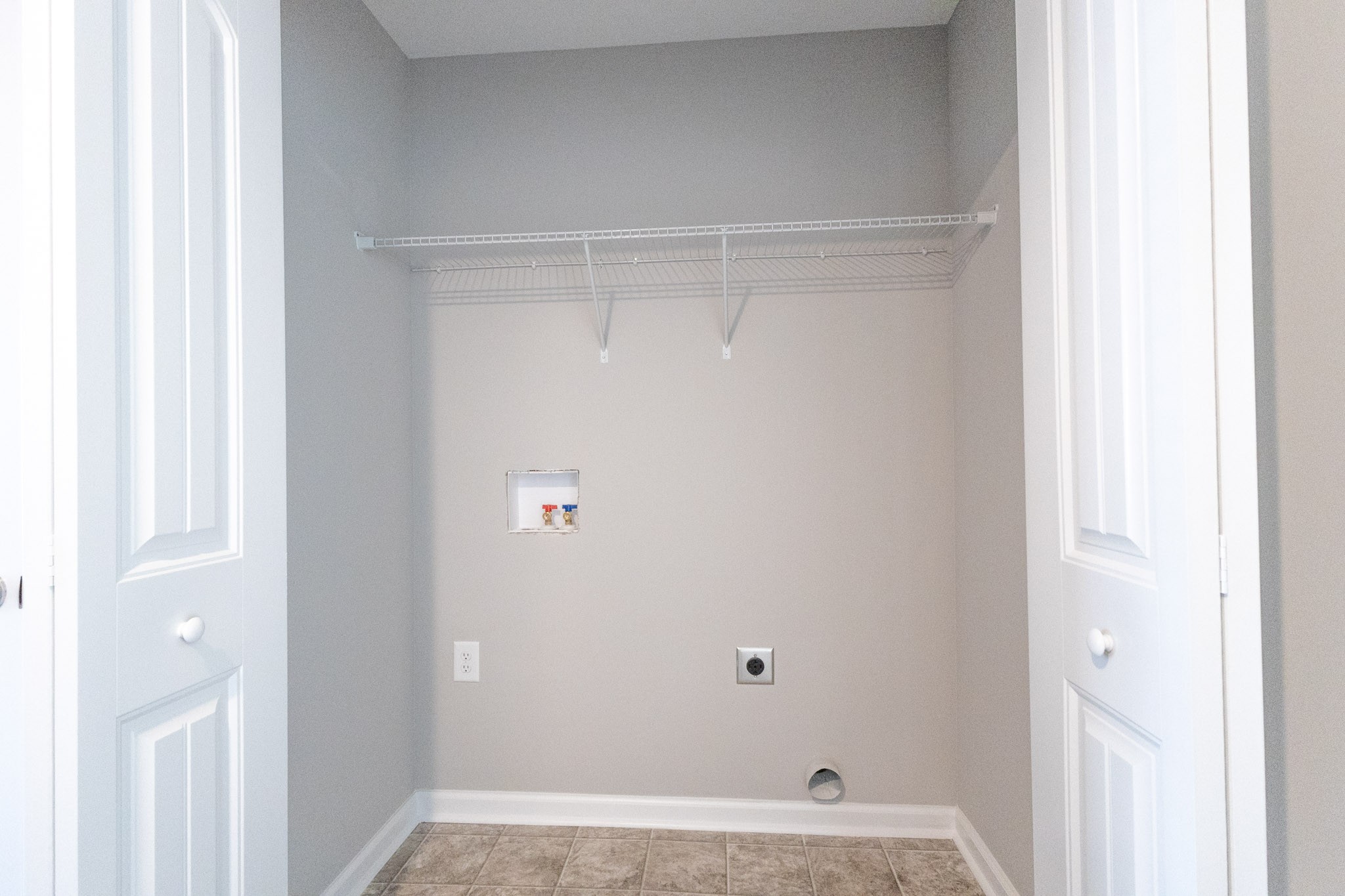 144 Davis Ridge Lane Clarksville, TN 37040 - Photo 19 of 26 a view of closet