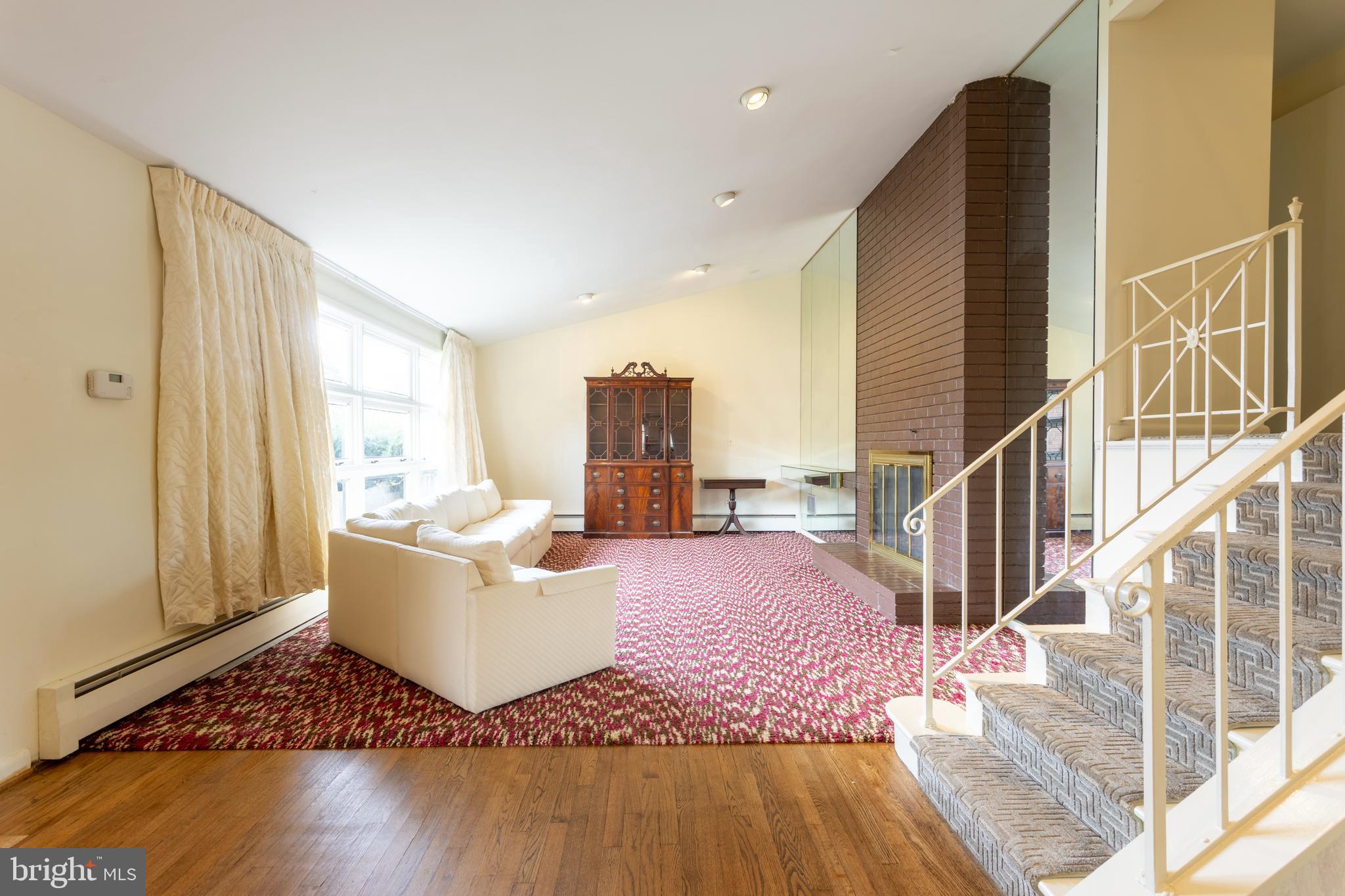 2509 Hal Circle Baltimore, MD 21209 - Photo 12 of 44