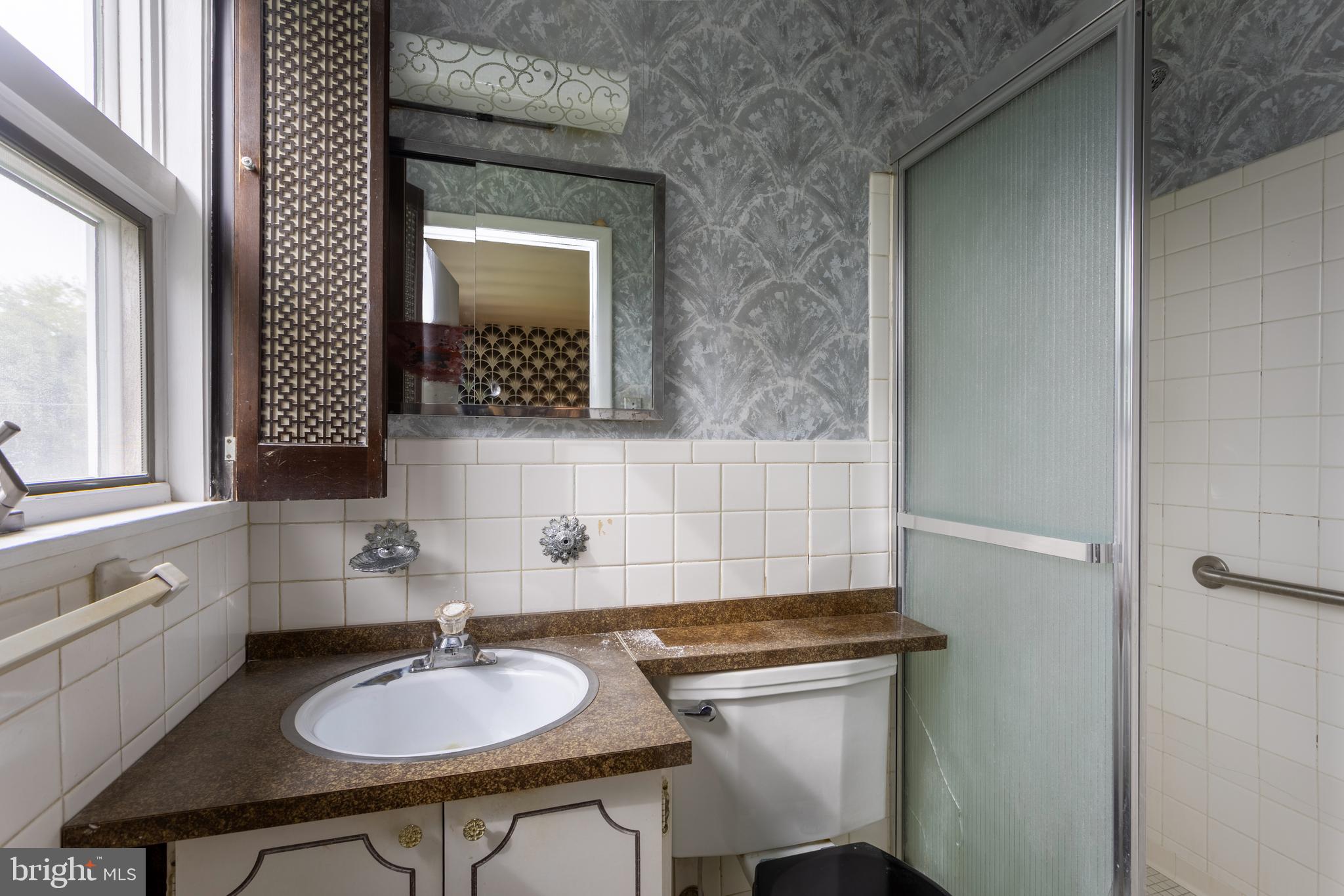 2509 Hal Circle Baltimore, MD 21209 - Photo 24 of 44