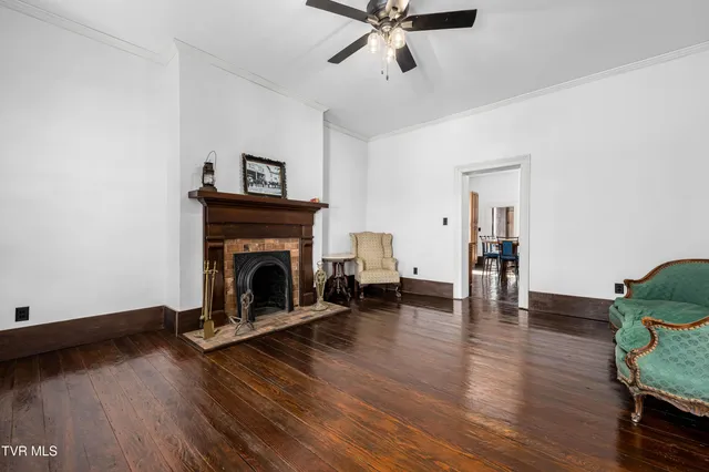 $2,500 | 120 South Cherokee Street, Unit 2, Jonesborough, TN 37659