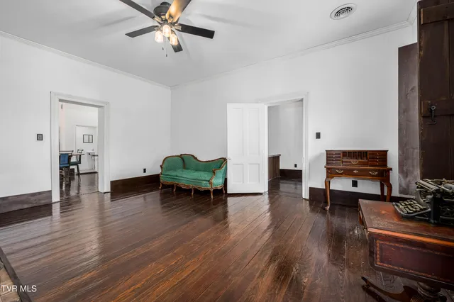 $2,500 | 120 South Cherokee Street, Unit 2, Jonesborough, TN 37659