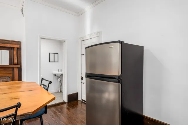 $2,500 | 120 South Cherokee Street, Unit 2, Jonesborough, TN 37659