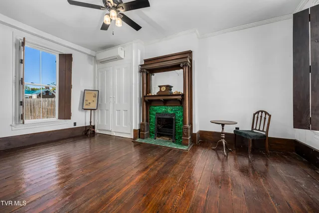 $2,500 | 120 South Cherokee Street, Unit 2, Jonesborough, TN 37659