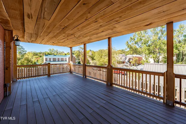 $2,500 | 120 South Cherokee Street, Unit 2, Jonesborough, TN 37659