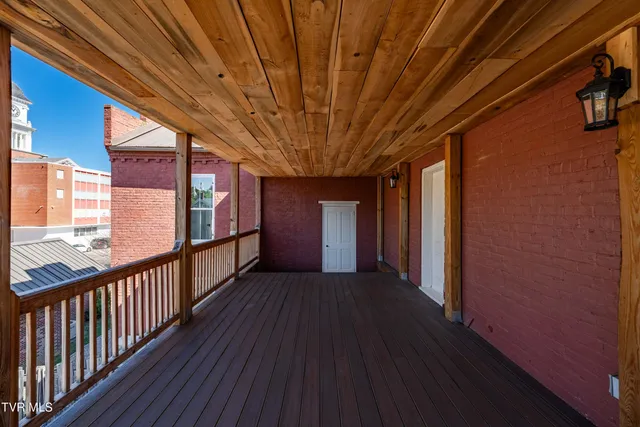 $2,500 | 120 South Cherokee Street, Unit 2, Jonesborough, TN 37659