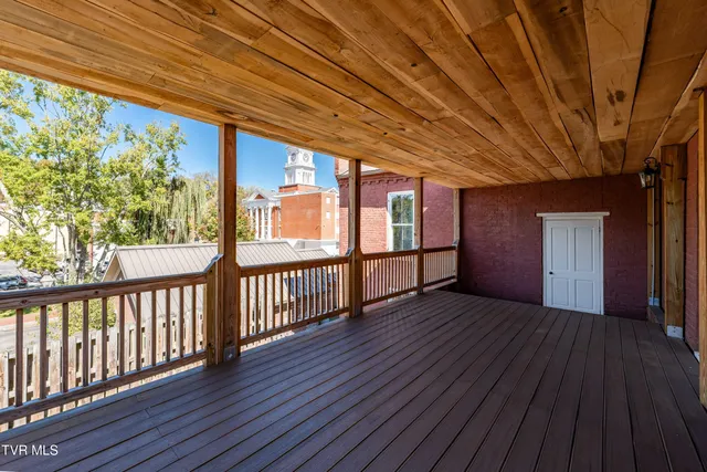 $2,500 | 120 South Cherokee Street, Unit 2, Jonesborough, TN 37659