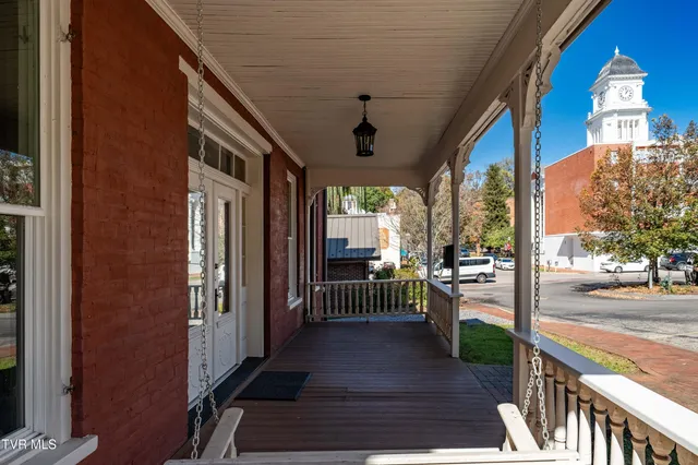 $2,500 | 120 South Cherokee Street, Unit 2, Jonesborough, TN 37659