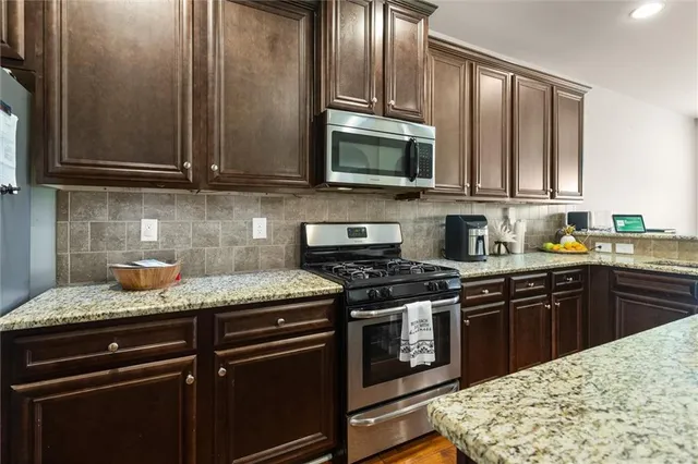 $570,000 | 747 Sienna Valley Drive, Braselton, GA 30517