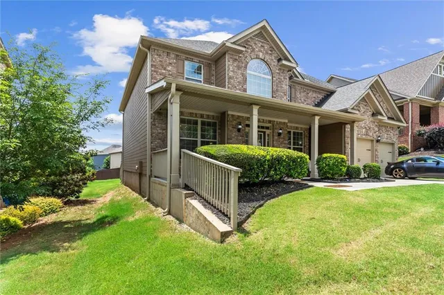 $570,000 | 747 Sienna Valley Drive, Braselton, GA 30517