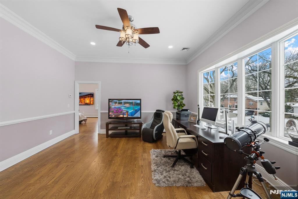 461 Arthur Terrace Paramus, NJ 07652 - Photo 16 of 50