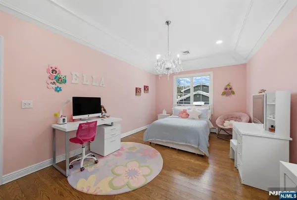 $1,699,999 | 461 Arthur Terrace, Paramus, NJ 07652