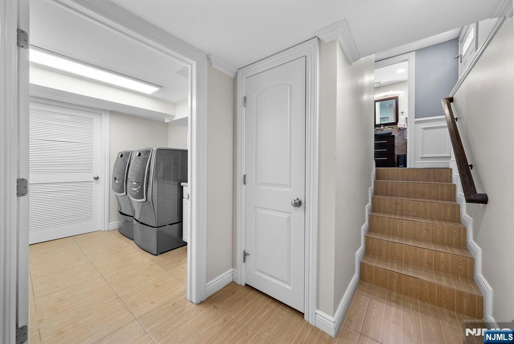 461 Arthur Terrace Paramus, NJ 07652 - Photo 36 of 50