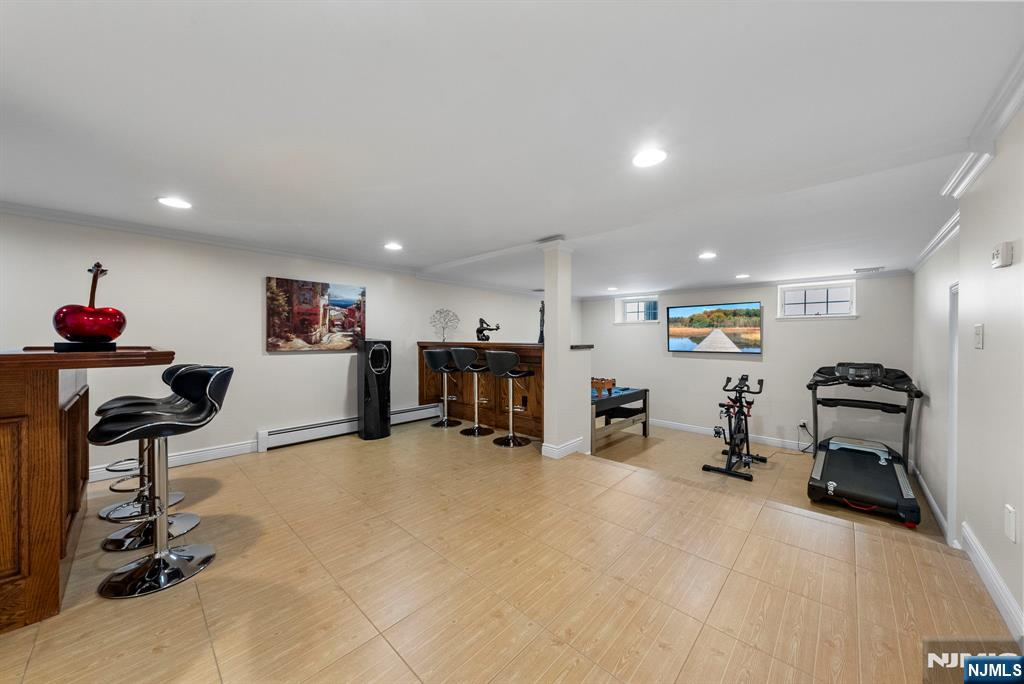 461 Arthur Terrace Paramus, NJ 07652 - Photo 38 of 50