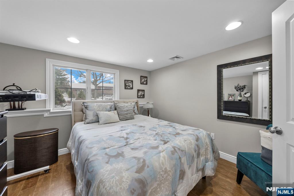 461 Arthur Terrace Paramus, NJ 07652 - Photo 43 of 50