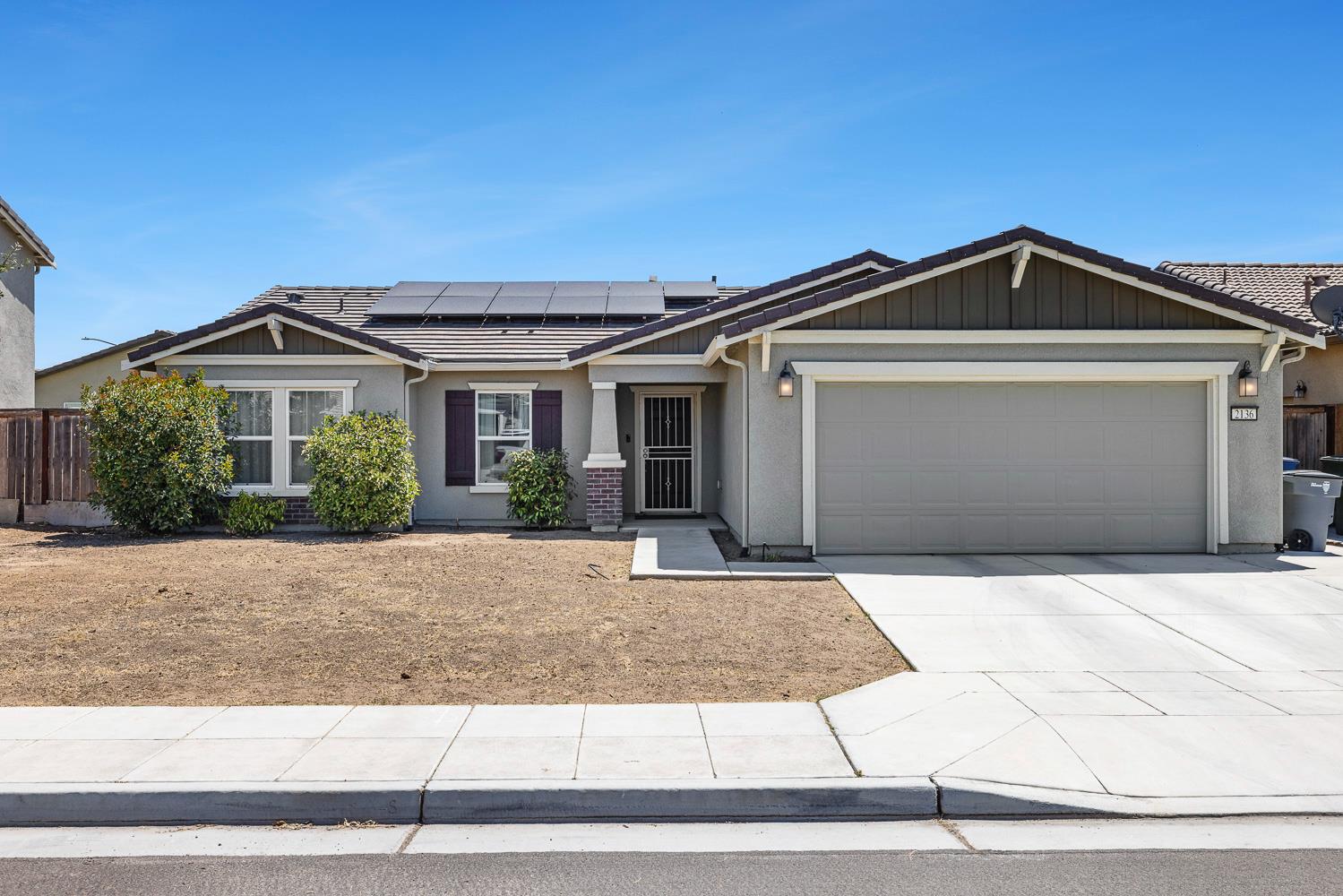 2136 North Redda Road Fresno, CA 93737 - Photo 1 of 33