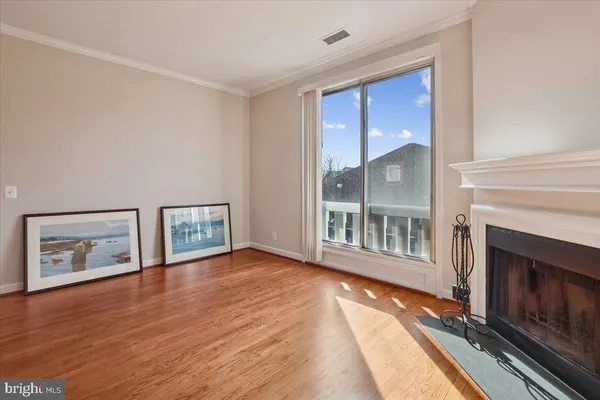 $4,150 | 106 North Union Street, Alexandria, VA 22314