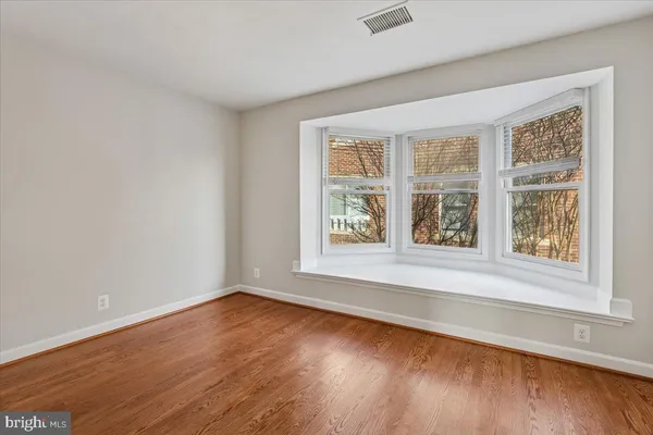 $4,150 | 106 North Union Street, Alexandria, VA 22314