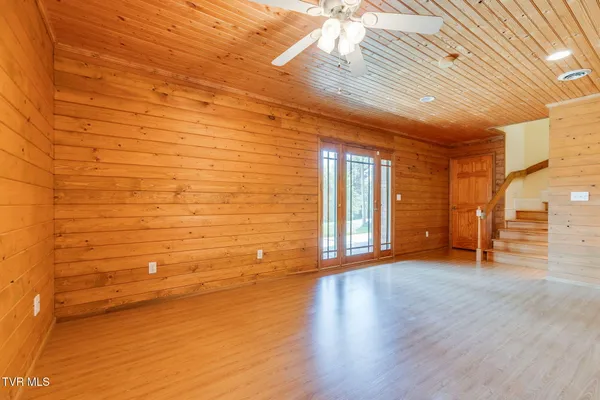 $775,000 | 4303 Highway 11W, Blountville, TN 37617