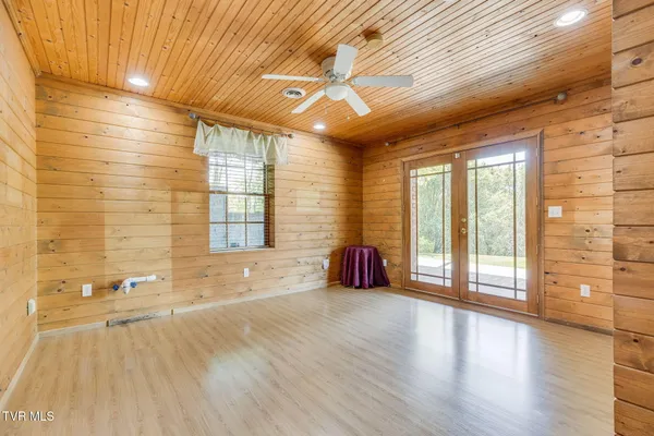 $775,000 | 4303 Highway 11W, Blountville, TN 37617