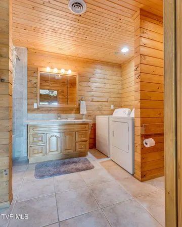 $775,000 | 4303 Highway 11W, Blountville, TN 37617