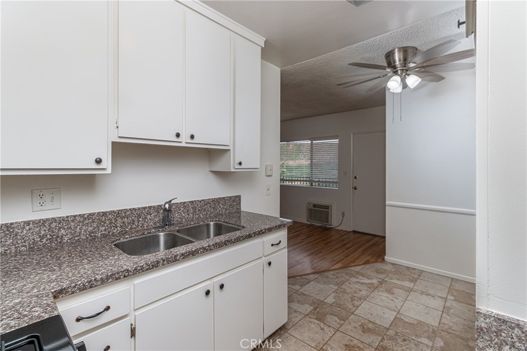 2310 Washington, Unit F Burbank, CA 91504 - Photo 5 of 27