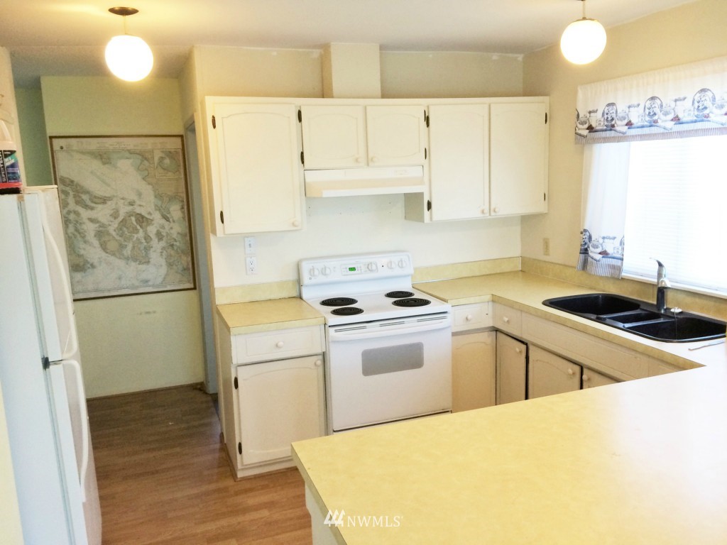 8261 Cowichan Road Birch Bay, WA 98230 - Photo 2 of 20 Gallery Image 2