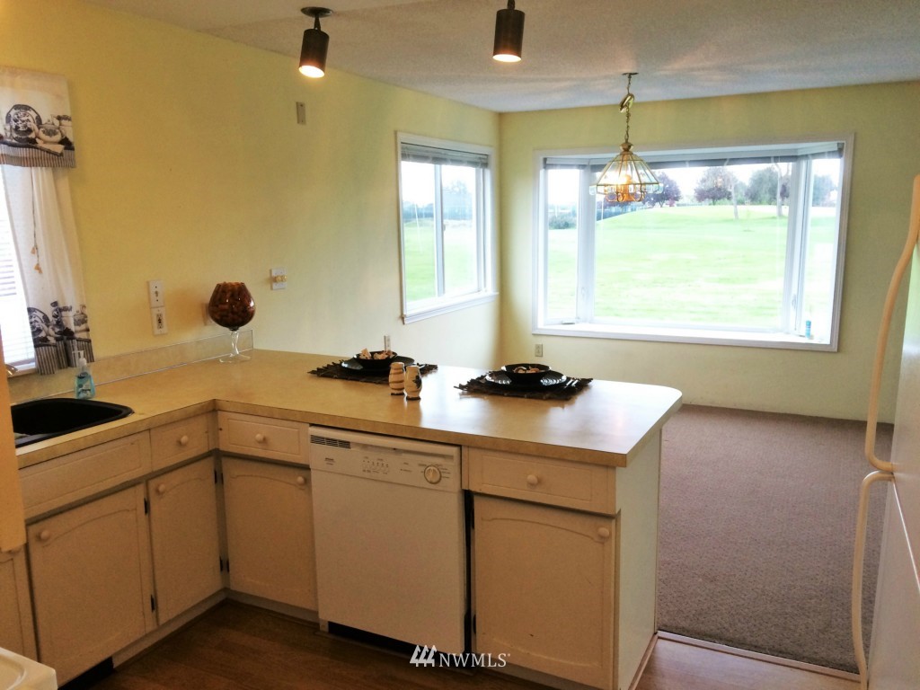 8261 Cowichan Road Birch Bay, WA 98230 - Photo 3 of 20 Gallery Image 3