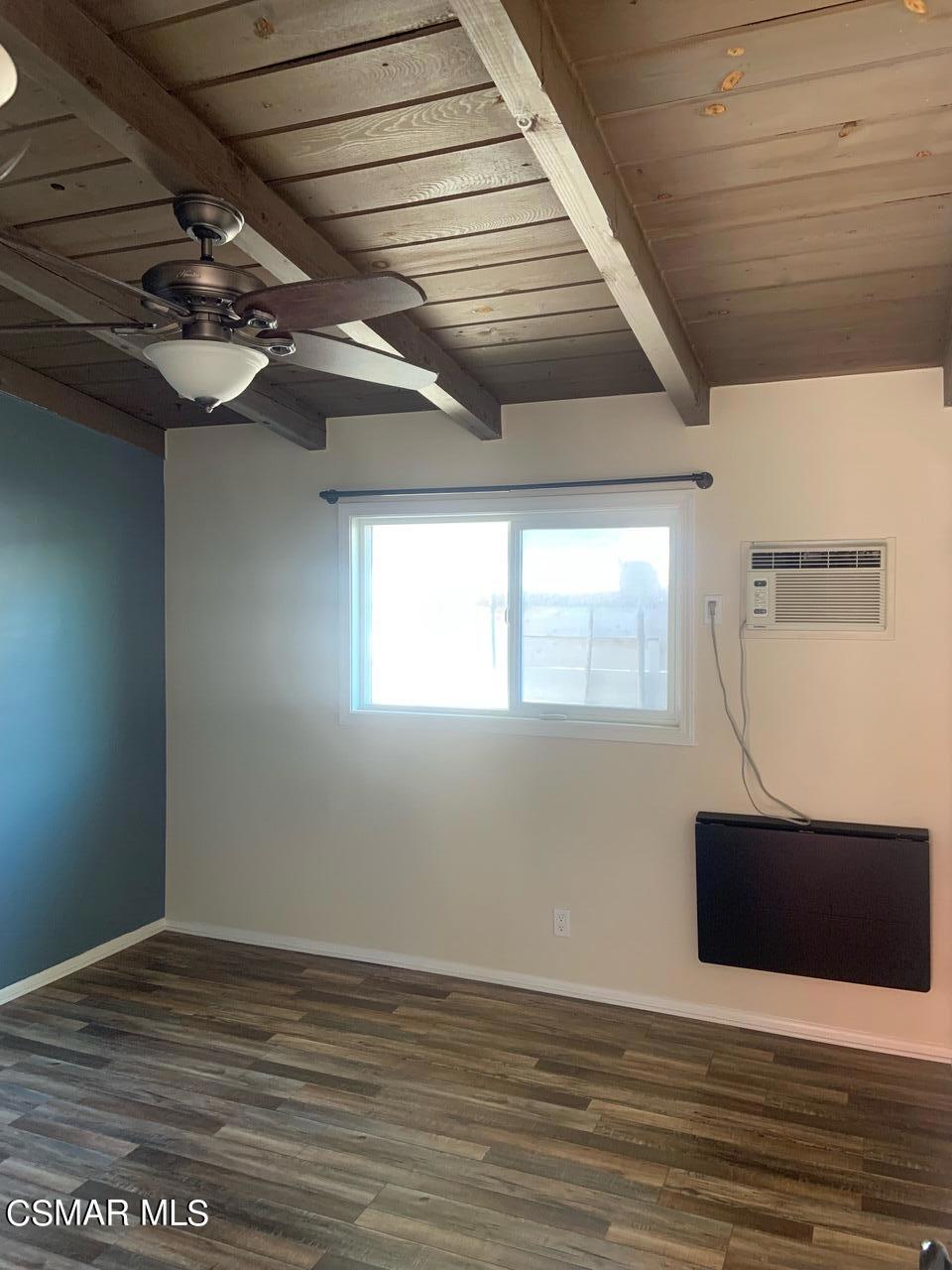 1244 Devon Lane Ventura, CA 93001 - Photo 4 of 7