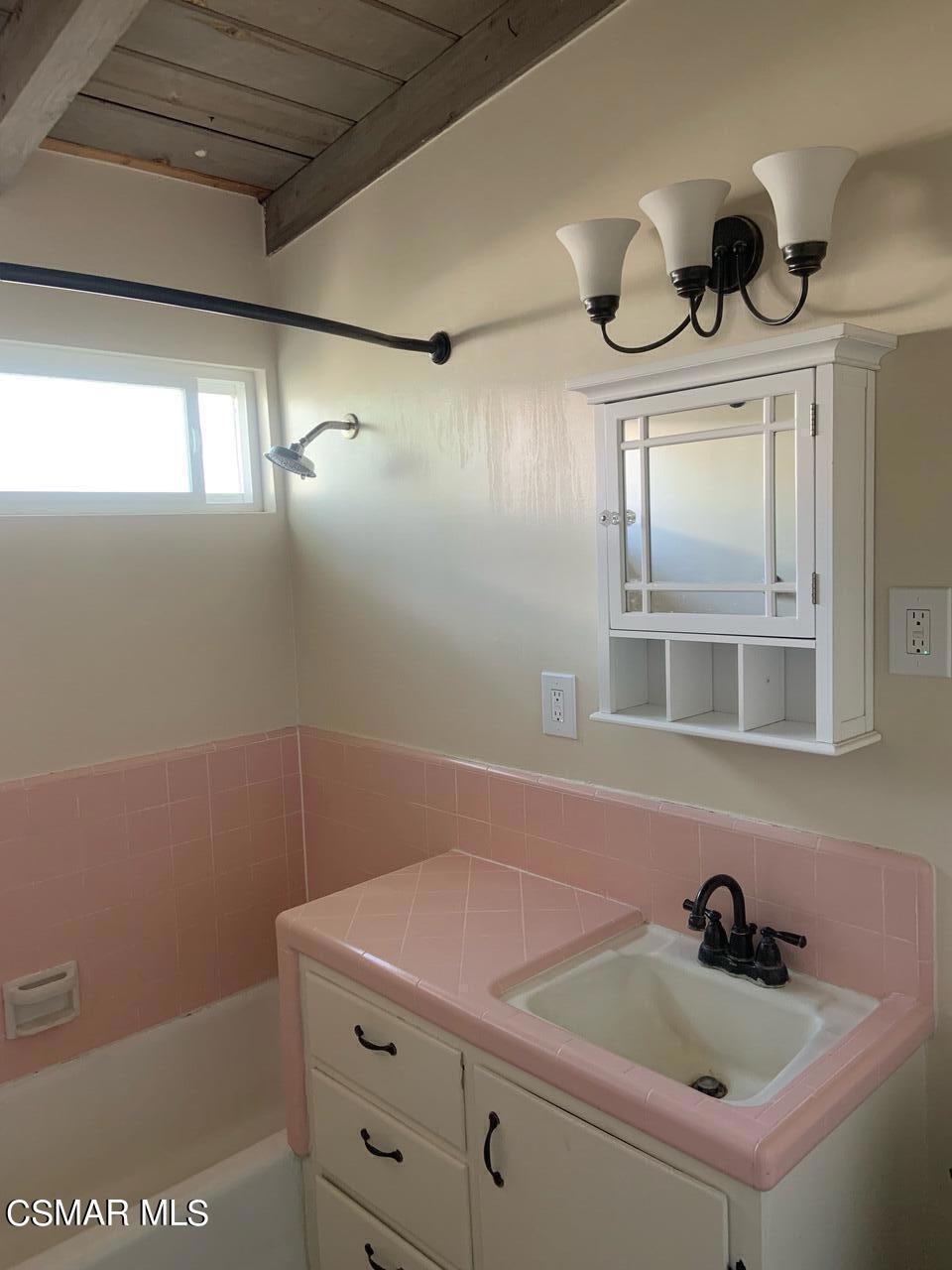 1244 Devon Lane Ventura, CA 93001 - Photo 6 of 7