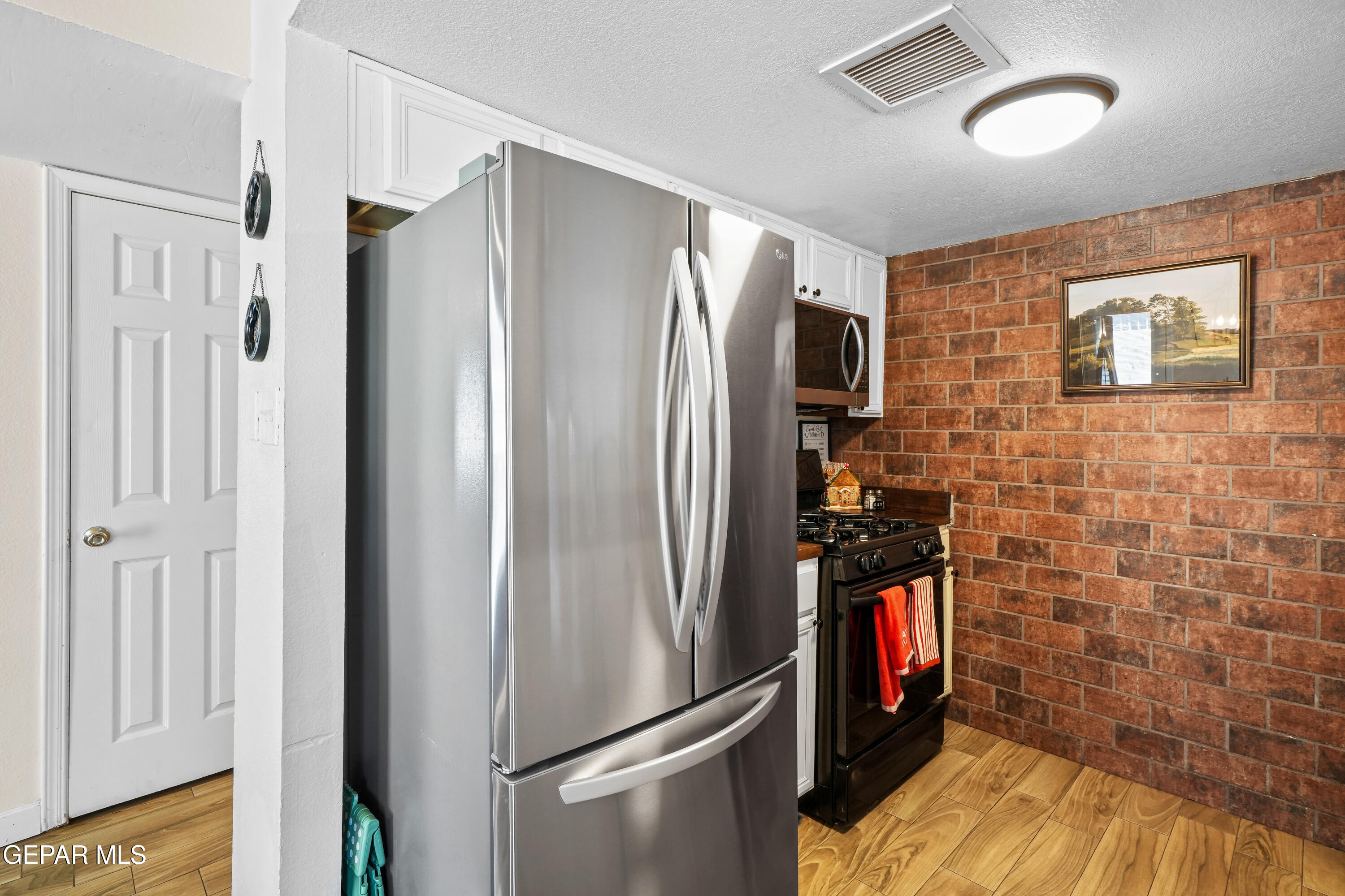 9420 Ariel Rico Court El Paso, TX 79907 - Photo 14 of 35 9420 Ariel Rico Ct-14