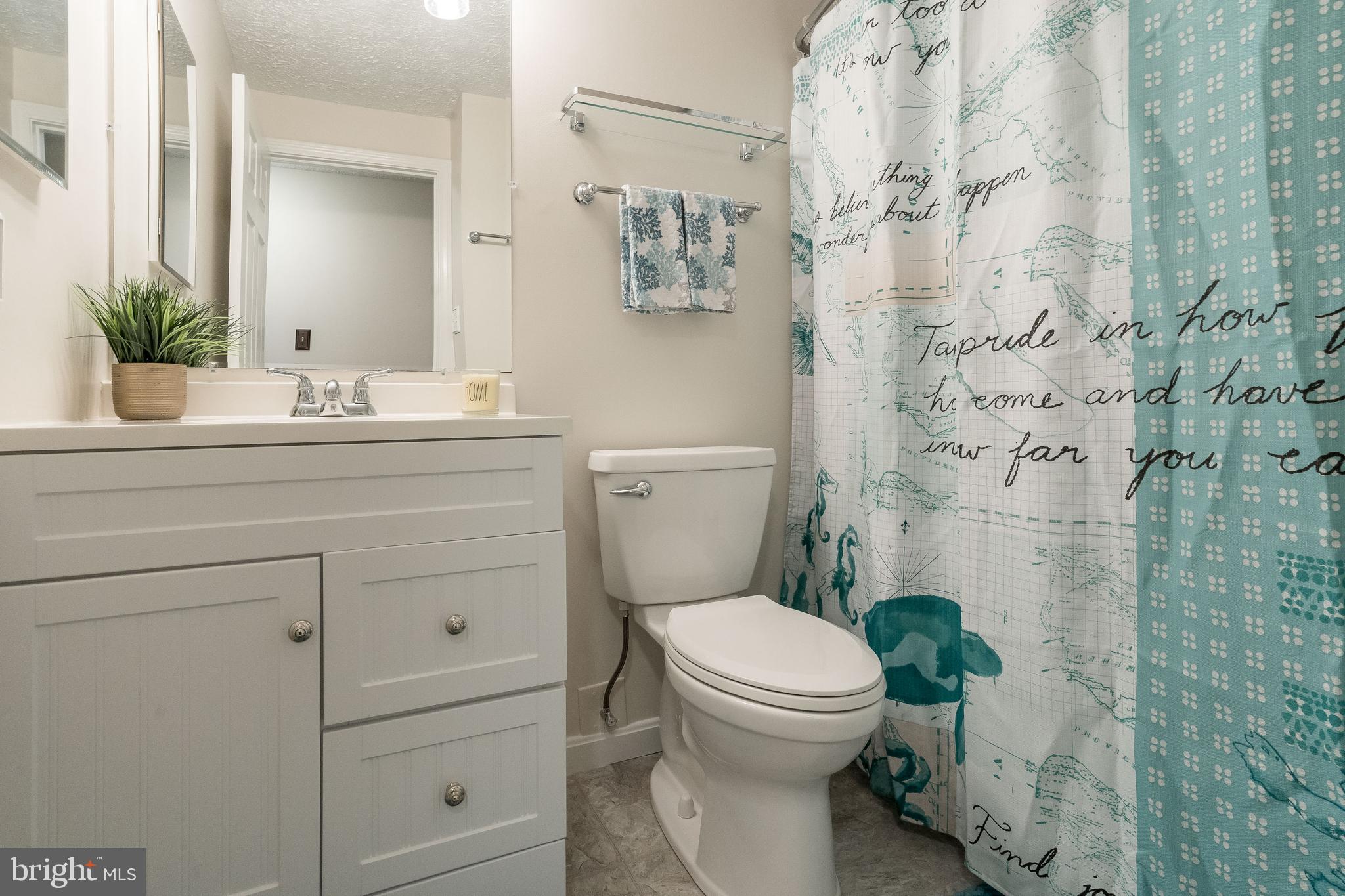 4851 Cap Stine Road Frederick, MD 21703 - Photo 22 of 38 Upper level full bath