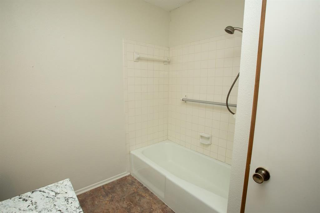 1202 Randy Drive Graham, TX 76450 - Photo 21 of 32 Gallery Image 21