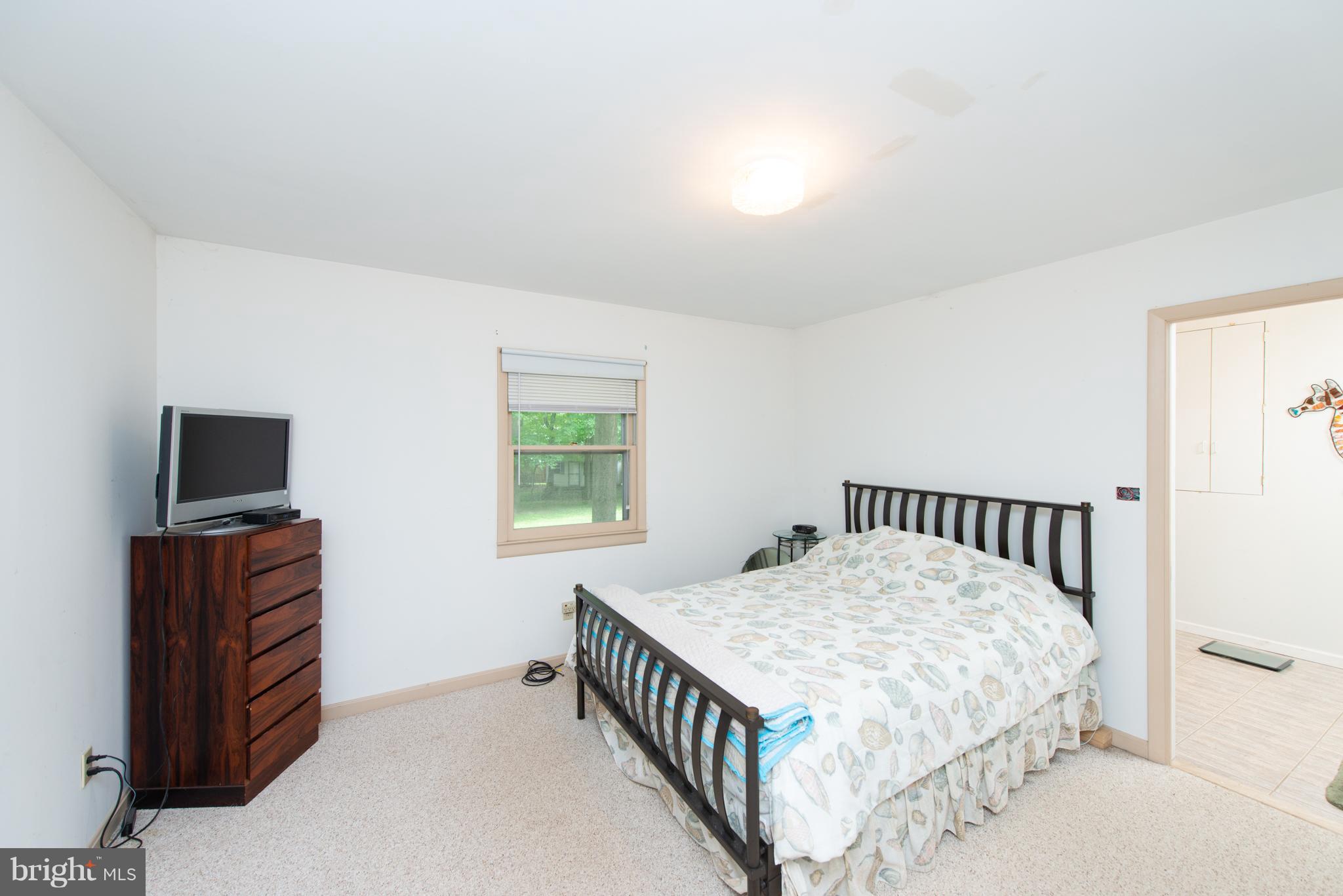 4154 Shoreham Beach Road Edgewater, MD 21037 - Photo 24 of 43 Gallery Image 24