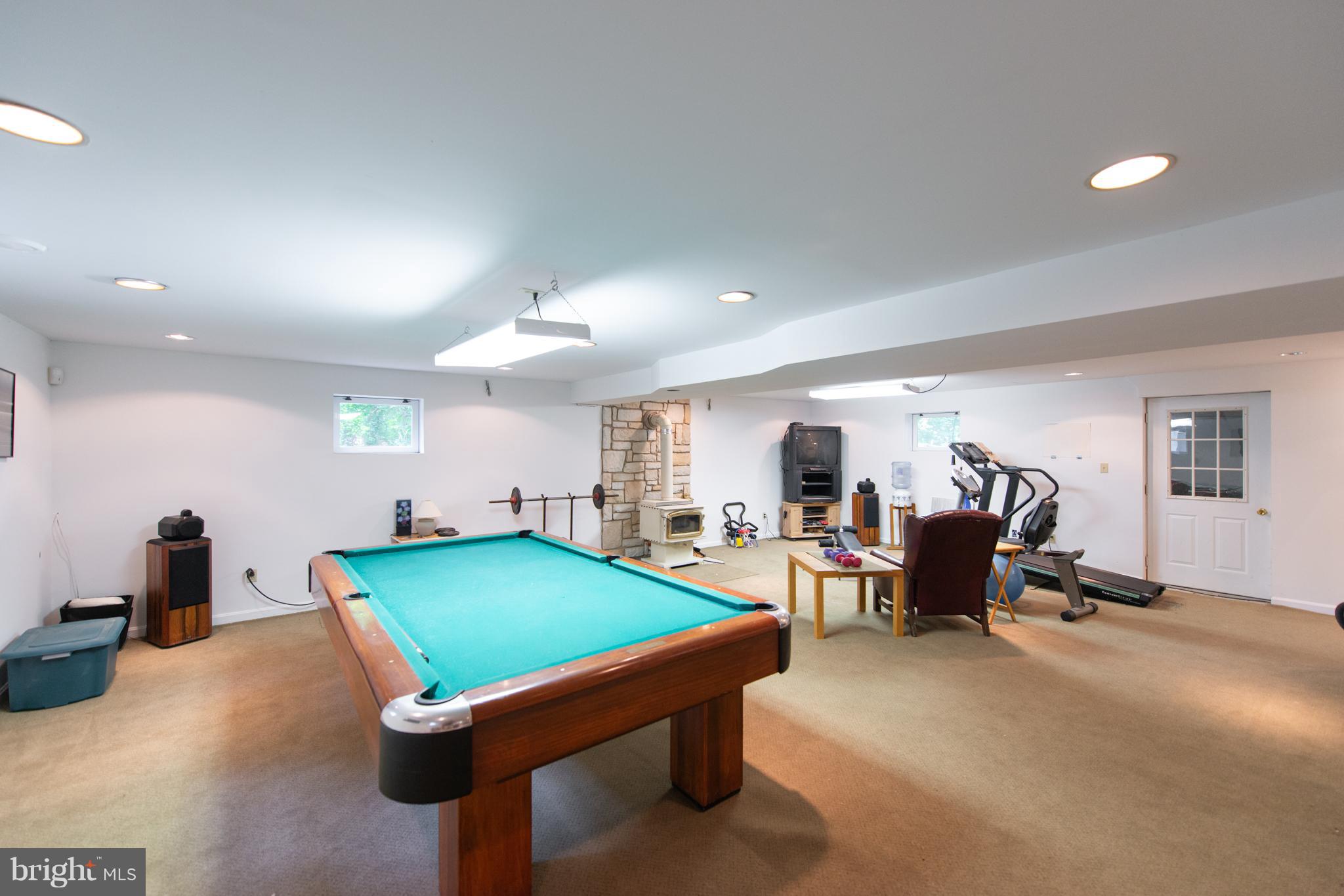 4154 Shoreham Beach Road Edgewater, MD 21037 - Photo 25 of 43 Gallery Image 25
