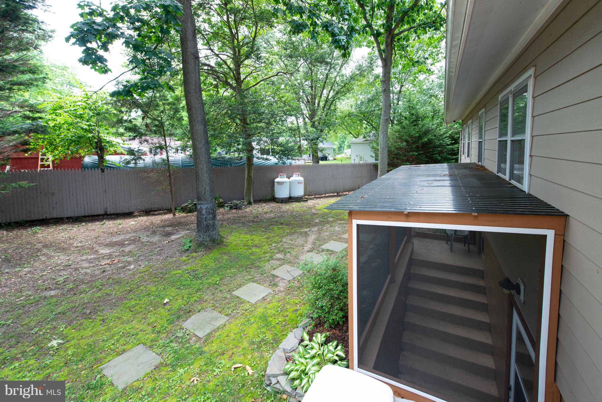 4154 Shoreham Beach Road Edgewater, MD 21037 - Photo 33 of 43 Gallery Image 33
