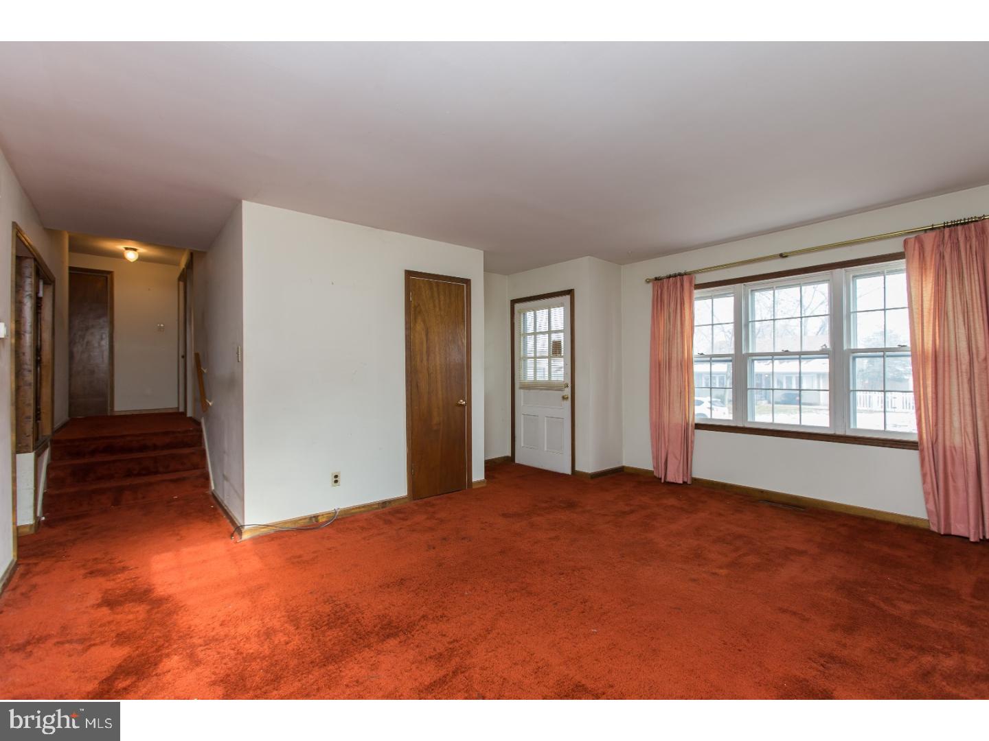 113 West Rutherford Drive Newark, DE 19713 - Photo 3 of 25 Gallery Image 3