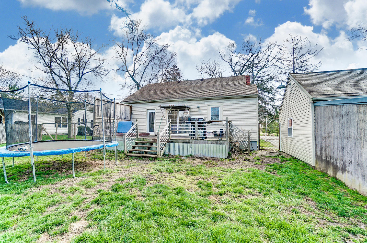 4329 Springfield Xenia Road Springfield, OH 45502 - Photo 26 of 33
